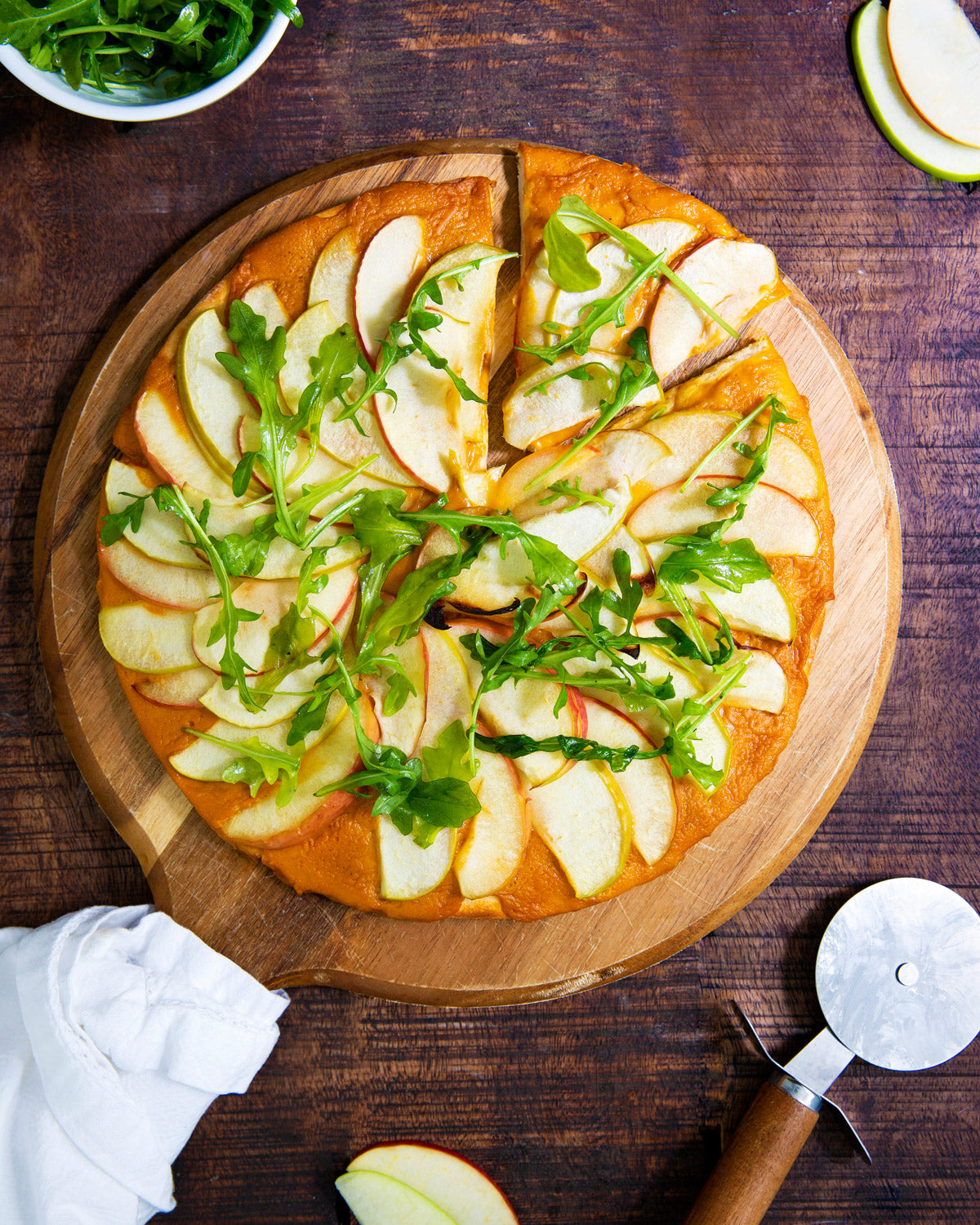 CHEESY APPLE FLATBREAD